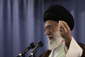 khamenei-880604-2-009